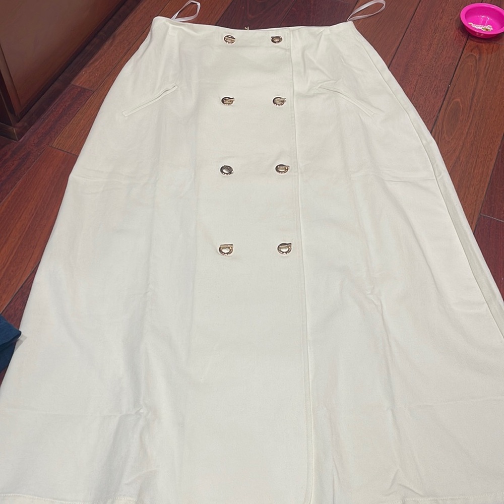 Beautiful denim skirt